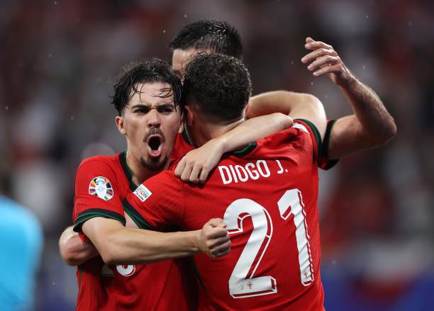 Cái chết của Diogo Jota và Andre Silva: nỗi đau đớn tột cùng của Vitinha và làng bóng đá thế giới
