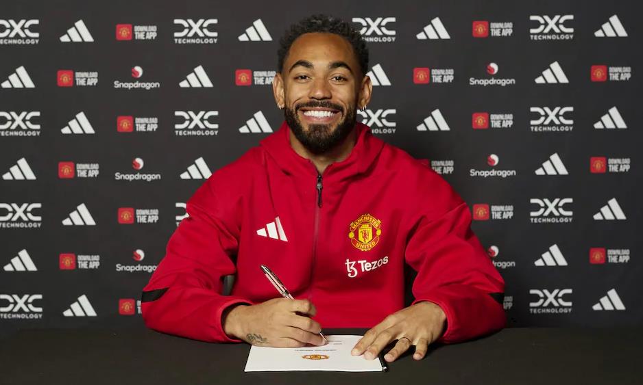 Manchester United: Cuộc đua khắc nghiệt với thời gian và những thách thức phía trước